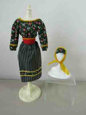 Vintage 1978 Mattel Barbie PEASANT DRESS w/ Scarf #2561 MINT