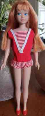 VINTAGE BARBIE SKIPPER STRAIGHT LEG DOLL TOCK #950 TITAN HAIR!  SUPER GLOSSY!