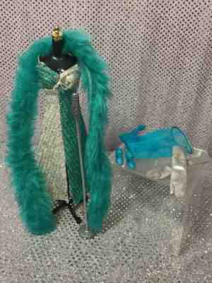 VINTAGE SILVER SERENADE #3419 COMPLETE BARBIE DOLL OUTFIT FASHION DRESS SET 1971