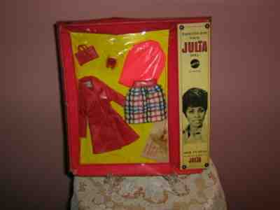 pre-owned/on liner 1969-70 MATTEL Barbie JULIA #1751-LEATHER WEATHER Mod fashion