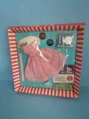 VINTAGE ORIGINAL 1965 BARBIE #1626 DANCING DOLL  NRFB MINT IN BOX