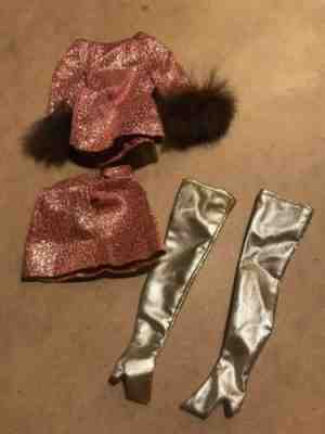 Barbie Golden Groove Exclusive Four Sears Complete