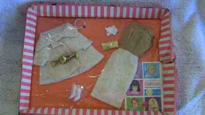 Vintage Barbie #1644 On The Avenue #1675 Sunday Visit NRFB New in Package Comple