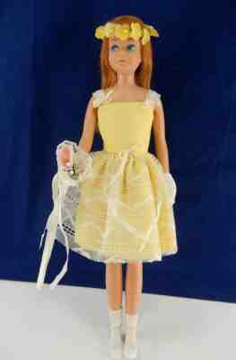 VINTAGE BARBIE 1964 TITIAN SKIPPER DOLL #0950 w/ FLOWER GIRL OUTFIT