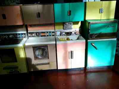 Vintage Barbie Doll Dream House Home Kitchen Set 1950's Deluxe Reading Corp NJ  