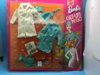 #7700 1973 NRFP Get Ups 'n Go Doctor Outfit  superstar vintage Barbie doll