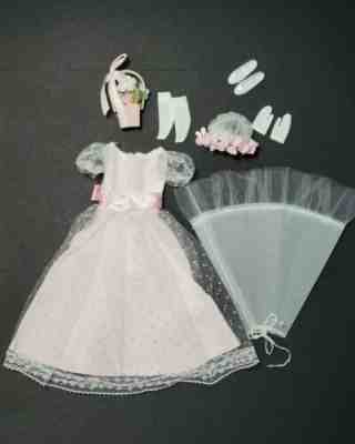 VINTAGE BARBIE / SKIPPER #1934 JUNIOR BRIDESMAID Complete HTF