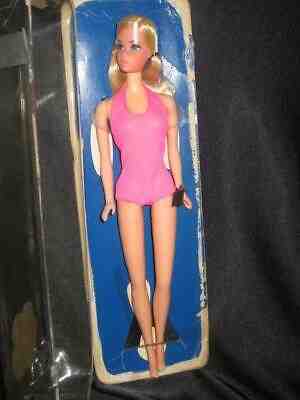Vintage 1972 EUROPEAN FOREIGN FUNTIME PARTYTIME BARBIE / BLISTER PACK #8588 NRFB