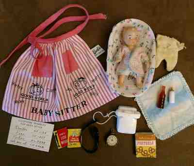 VINTAGE BARBIE BABYSITS NEAR COMPLETE IN AMAZING CONDITION!  NEAR MINT TO MINT