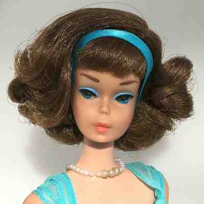 SIDE PART American Girl SIDEPART 1966 vintage BROWNETTE Barbie + Gold N Glamour