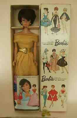 HTF RARE Japanese exclusive Vintage Barbie dressed Golden evening #1610 MIB 