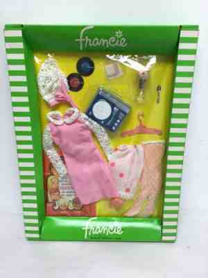 VINTAGE BARBIE - FRANCIE OUTFIT #1257 DANCE PARTY - NRFB