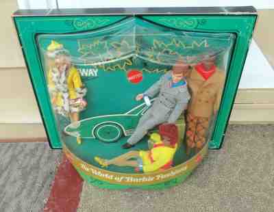  The World of Barbie Fashions 1971 Store Display VERY RARE! Japan