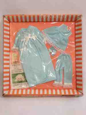 NRFB VINTAGE SKIPPER DOLL #1930 LOUNGIN' LOVELIES OUTFIT BARBIE