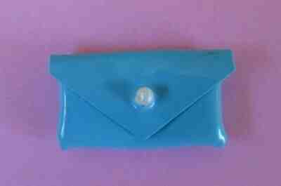 AUCTION Vintage Barbie BEAUTIFUL BLUES #3303 Sears Exclusive > Blue Clutch Purse