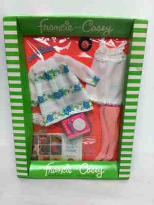 VINTAGE BARBIE - FRANCIE OUTFIT #1229  SUGAR SHEERS - NRFB