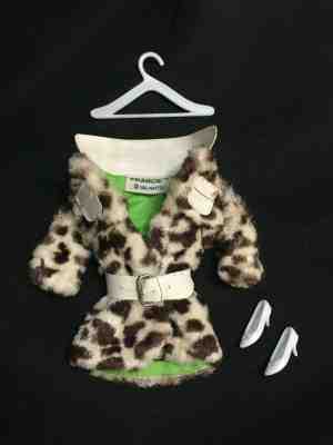 Vintage 1970 Barbie Doll #1240 Pony Coat w/ Cut Out Shoes   