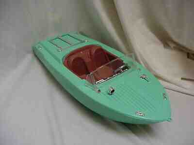  1964  BARBIE  BOAT    BY IRWIN  RARE SPEED BOAT  BEAUTIFUL !!