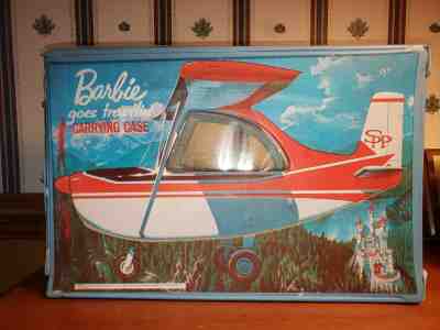 Vintage 1965 Barbie "Goes Travelin' " Blue Doll Carrying Case Broken Handle