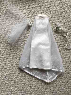 Vintage 1968-69 Barbie Wedding Wonder #1849 Bridal outfit gown, veil, bouquet