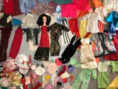 HUGE VINTAGE BARBIE DOLL CLONE MISS BABETTE WENDY BILD LiLLI LOT  CLOTHES + MORE