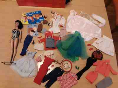 VINTAGE BARBIE BRUNETTE PONYTAIL WITH CLOTHES