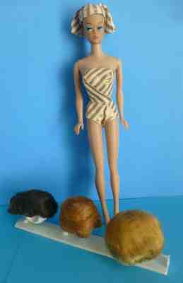 Vintage 1964 Midge Barbie Fashion Queen DOLL #870 Original Swimsuit 3 Wigs/Stand