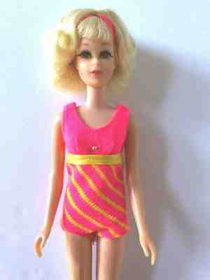 Vintage 1966 Barbie Doll TWIST N TURN FRANCIE #1170 BLOND Pink/Yellow Suit JAPAN