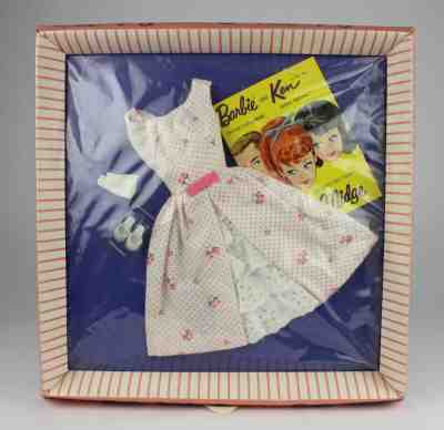 Barbie’s Garden Party - beautiful outfit #931 - Mint  and NRFB!