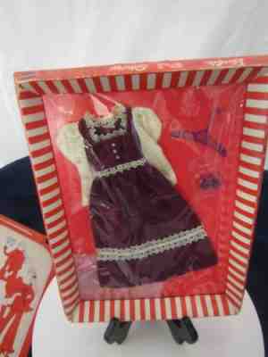 VINTAGE 1971 BARBIE DOLL -BARBIE-PJ AND STACEY #3431 VICTORIAN VELVET OUTFIT NEW