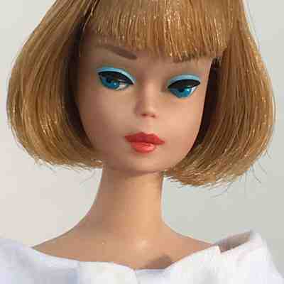 American Girl  BARBIE - 1965 vintage  honey blonde