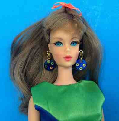 Vintage 1967 TNT BRUNETTE BARBIE DOLL w/ PATIO PARTY Outfit #1692 Stunning EUC