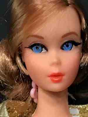 1971 TITIAN TALKING VINTAGE BARBIE IN ORIGINAL OUTFIT