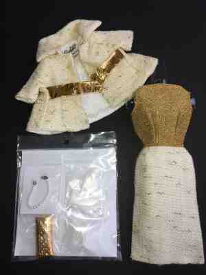 Vintage Barbie 'On the Avenue' Complete all Original TagR #1644