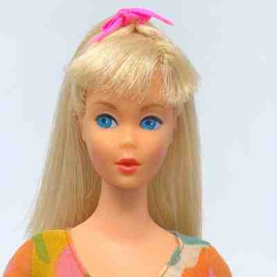 Vintage Standard Mod Barbie - Rare Platinum Blonde in Flower Wower