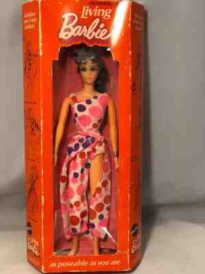 Vintage Dramatic Living Barbie Brunette #1116 NRFB But Torn Cello