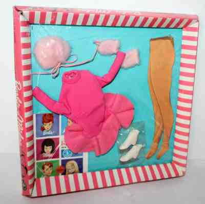 Barbie Vintage fashion Skaters Waltz #1629 NRFB Mattel 1965-66 EC!