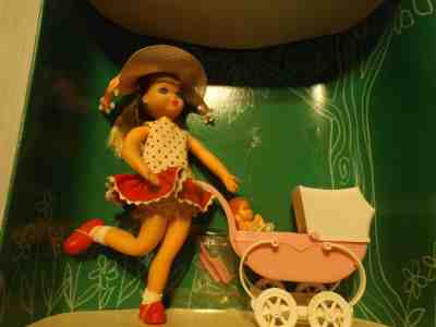 NRFB 1966  RARE Vintage Barbie TUTTI BOXED SET WALKIN`MY DOLLY! #3552