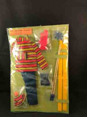 THE SKIING SCENE  1438 KEN BARBIE VINTAGE 1971~1976	MINT & COMPLETE~RARE~