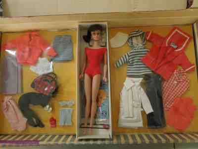 Vintage Mattel Barbie Mix 'n' Match Gift Set in box - Clothing NRFC
