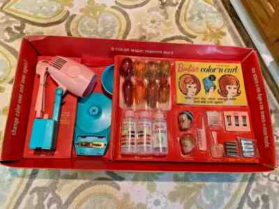 Rare 1965 Vintage Barbie Color 'N Curl Color Magic Salon Set MINT in box 