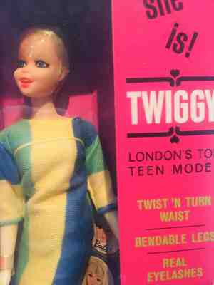 NRFB TWIGGY Barbie Francie Doll in Mint Box Vintage 1960's TNT MOD  1185 