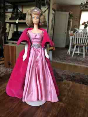 Vintage 1960s Barbie side part American Girl bend leg, Ash Blonde