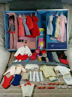 VINTAGE BARBIE JET BLACK BUBBLECUT BRIGHT CORAL LIPS CASE LOT!!                 