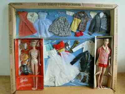 Vintage Barbie SUPER RARE 'Trousseau Gift' Set 1964 #864. NRFB