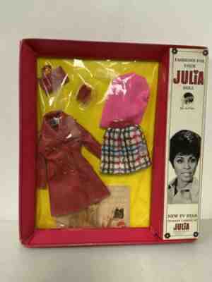 VINTAGE BARBIE JULIA 1751 LEATHER WEATHER OUTFIT NRFB