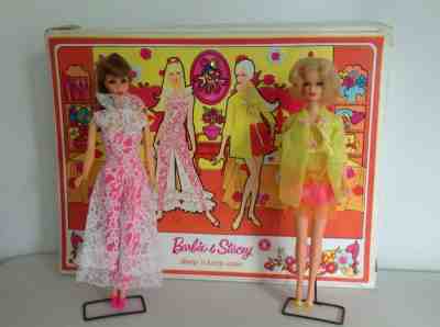  Vintage Barbie Mod Case Lot w/ Blonde Stacey & Light Brown TNT 