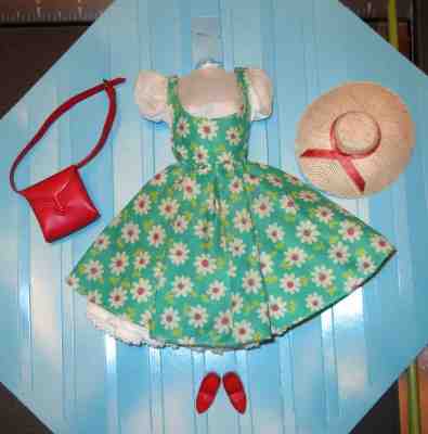 BARBIE Japanese Exclusive Outfit Friday Night Date GREEN Floral Variation