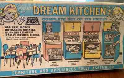 Vintage 1960's Barbie Deluxe Reading Dream Kitchen