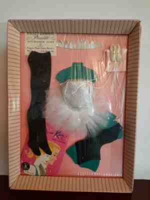 Vintage BARBIE #989 Ballerina Outfit NRFB 